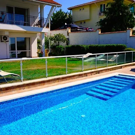 Holiday home сънрайз - Sunrise Varna