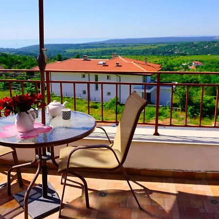 сънрайз - Sunrise Ferienhaus Warna