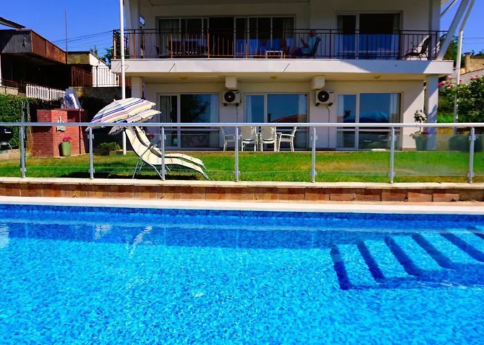 сънрайз - Sunrise Holiday home Varna