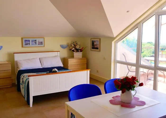 сънрайз - Sunrise Holiday home *